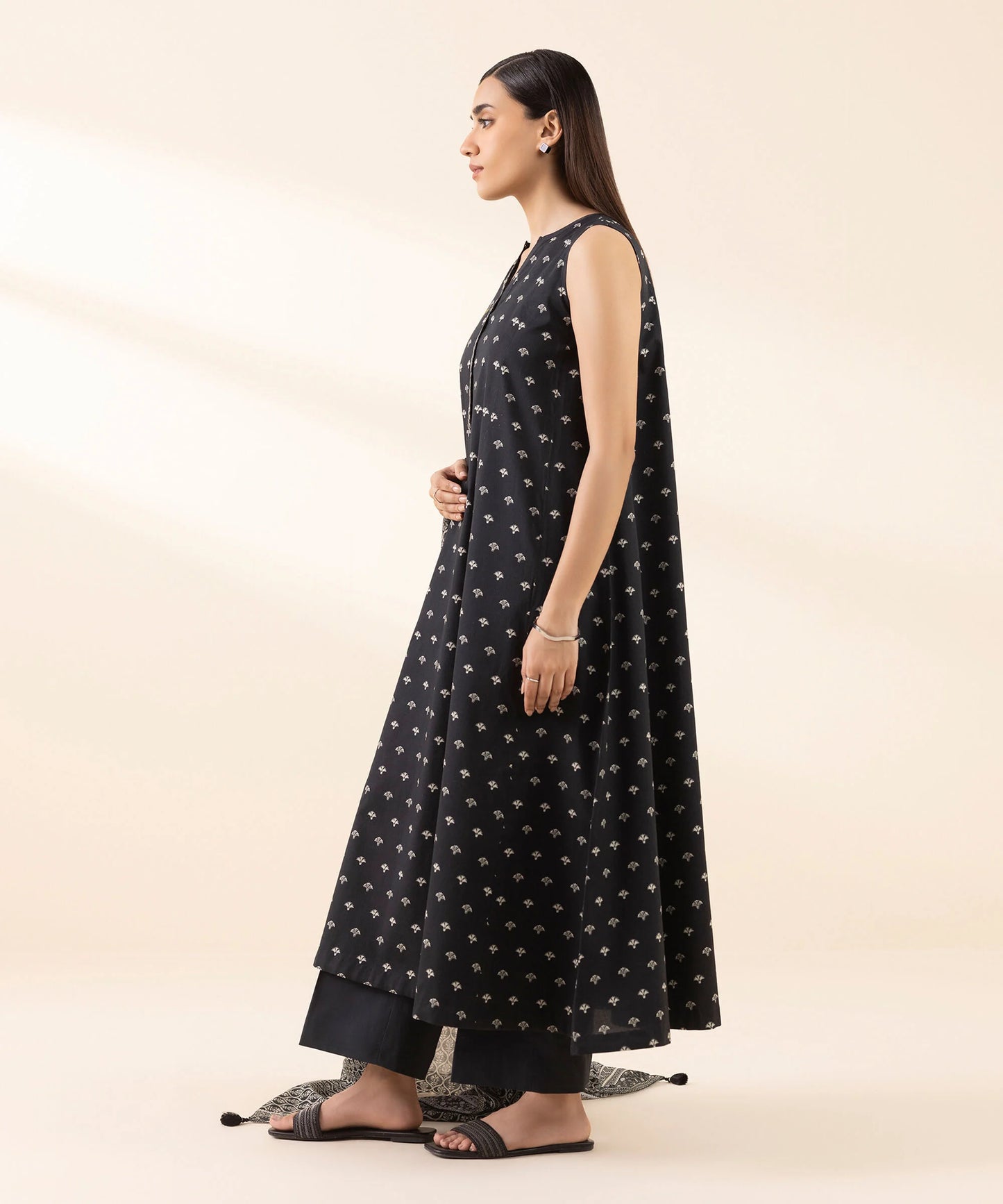SAPPHIRE | UNSTITCHED 3 PIECE PRINTED LAWN SUIT