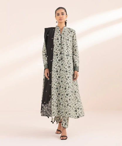 SAPPHIRE | UNSTITCHED 3 PIECE EMBROIDERED LAWN SUIT