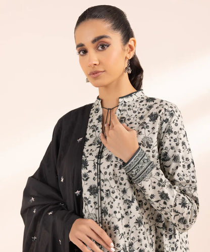 SAPPHIRE | UNSTITCHED 3 PIECE EMBROIDERED LAWN SUIT