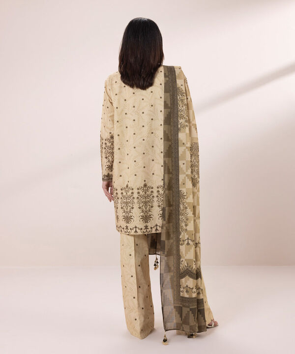 SAPPHIRE | UNSTITCHED 3 PIECE EMBROIDERED LAWN SUIT