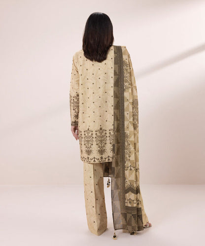 SAPPHIRE | UNSTITCHED 3 PIECE EMBROIDERED LAWN SUIT