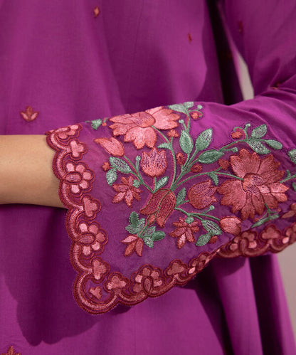 SAPPHIRE | UNSTITCHED 3 PIECE EMBROIDERED LAWN SUIT