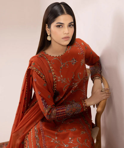 SAPPHIRE | UNSTITCHED 3 PIECE EMBROIDERED CAMBRIC SUIT