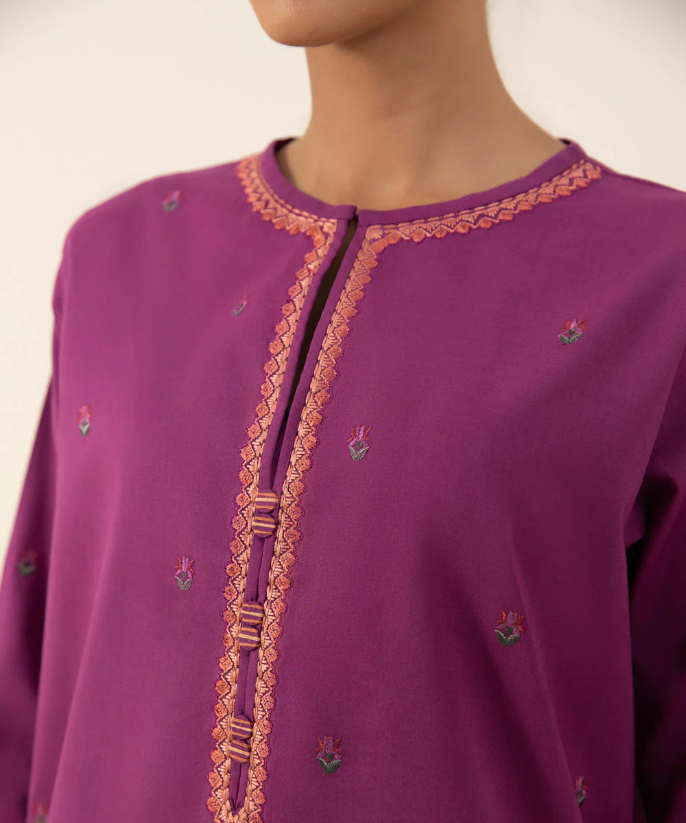 SAPPHIRE | UNSTITCHED 2 PIECE EMBROIDERED CAMBRIC SUIT