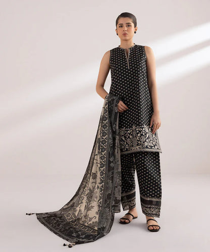 SAPPHIRE | UNSTITCHED 3 PIECE EMBROIDERED LAWN SUIT