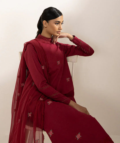 SAPPHIRE | UNSTITCHED 3 PIECE EMBROIDERED LAWN SUIT
