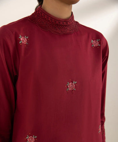 SAPPHIRE | UNSTITCHED 3 PIECE EMBROIDERED LAWN SUIT