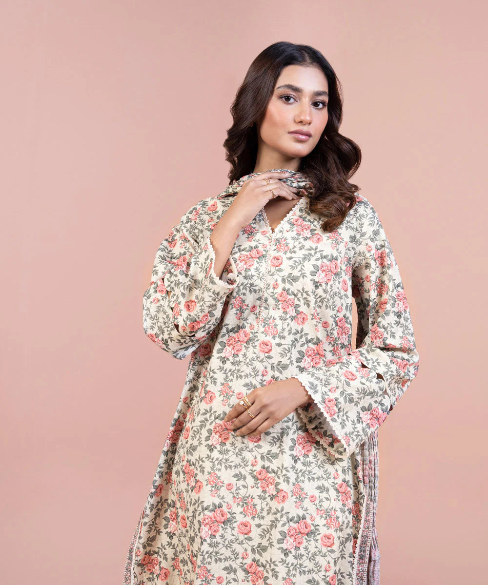 Sapphire | Unstitched 1Pc Printed Lawn Shirt | 1S-DY23ZV0-1