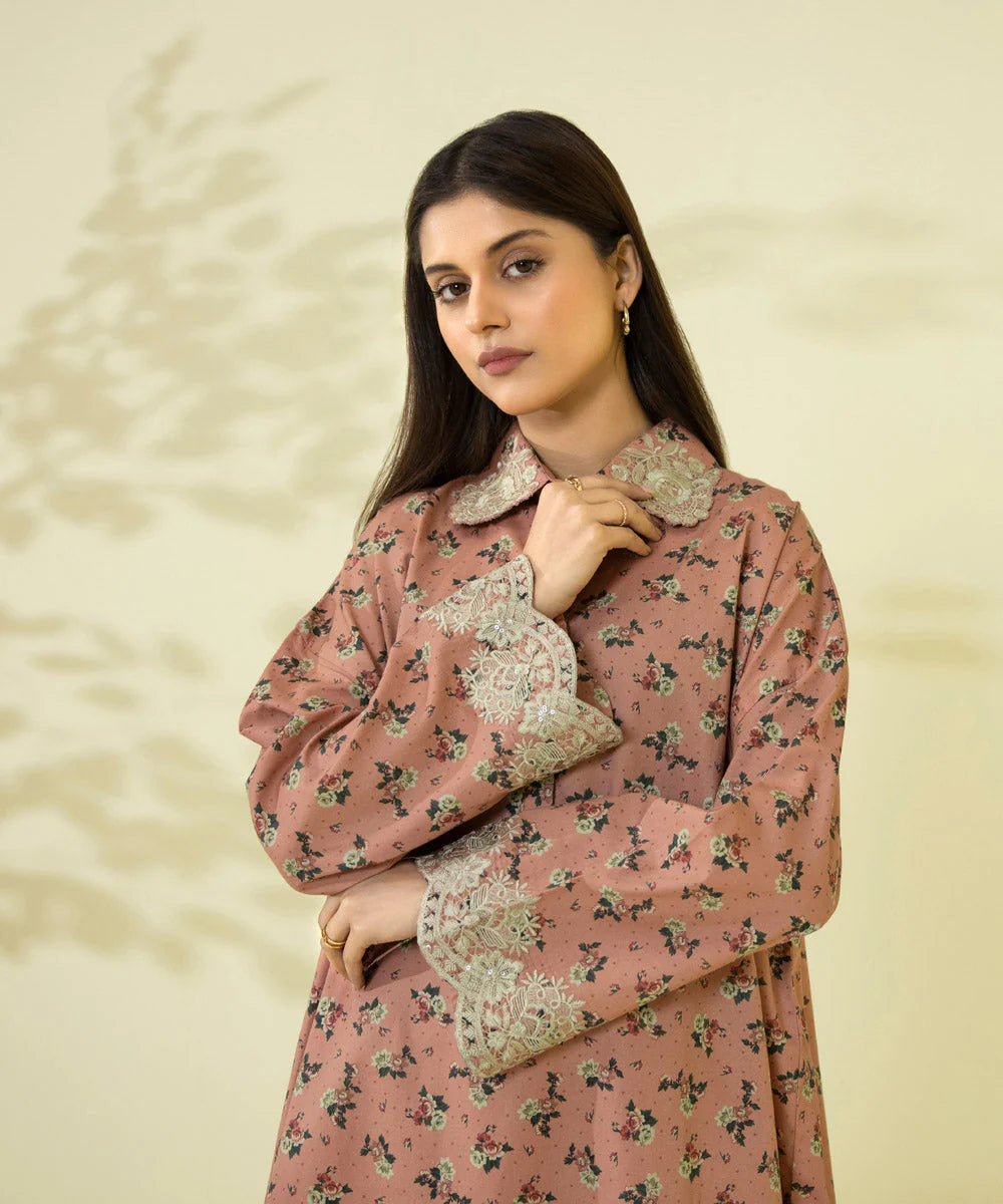 Sapphire | Unstitched 2Pc Embroidered Cambric Suit – Shirt & Trouser | 2TE-SG23V1-1R