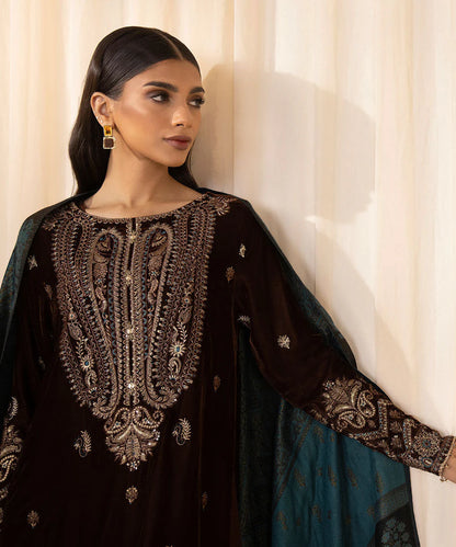SAPPHIRE | UNSTITCHED 3 PIECE - EMBROIDERED VELVET SUIT