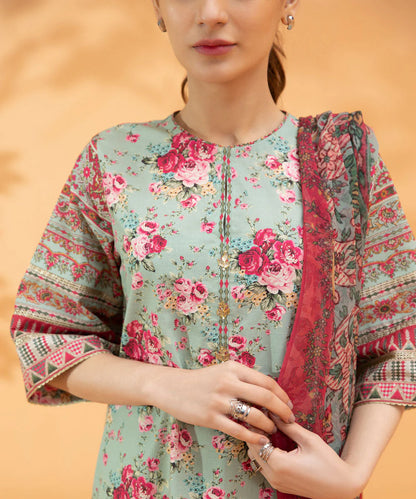 SAPPHIRE | UNSTITCHED 3 PIECE PRINTED LAWN SUIT