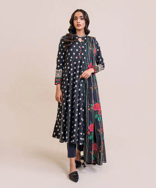 SAPPHIRE | UNSTITCHED 3 PIECE EMBROIDERED LAWN SUIT