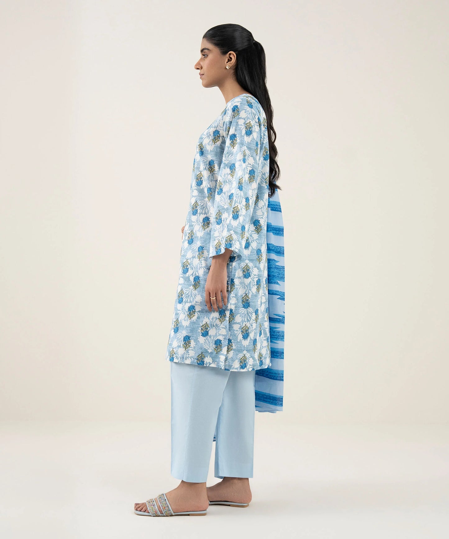 SAPPHIRE | UNSTITCHED 3 PIECE PRINTED LAWN SUIT