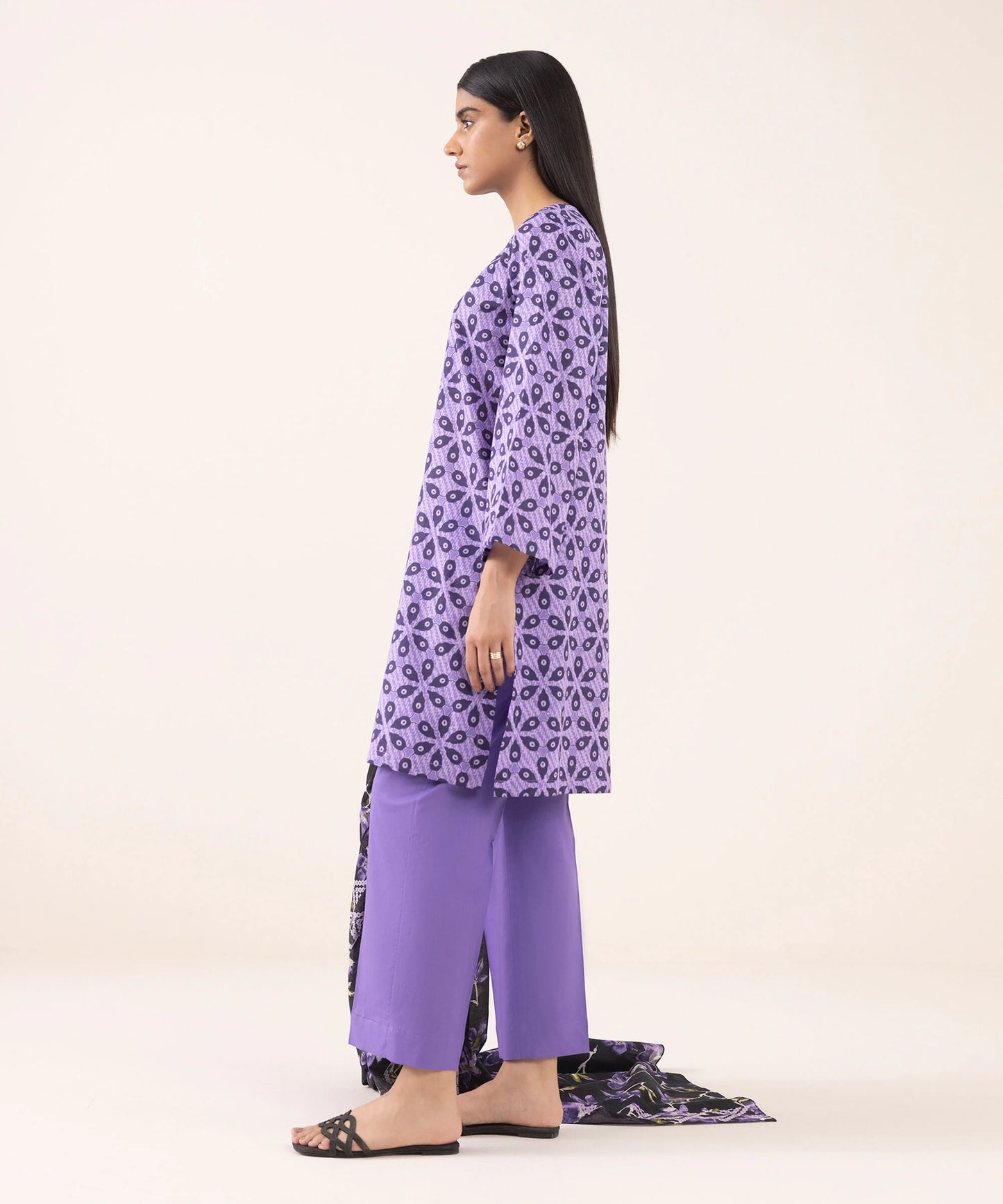 SAPPHIRE | UNSTITCHED 3 PIECE PRINTED LAWN SUIT