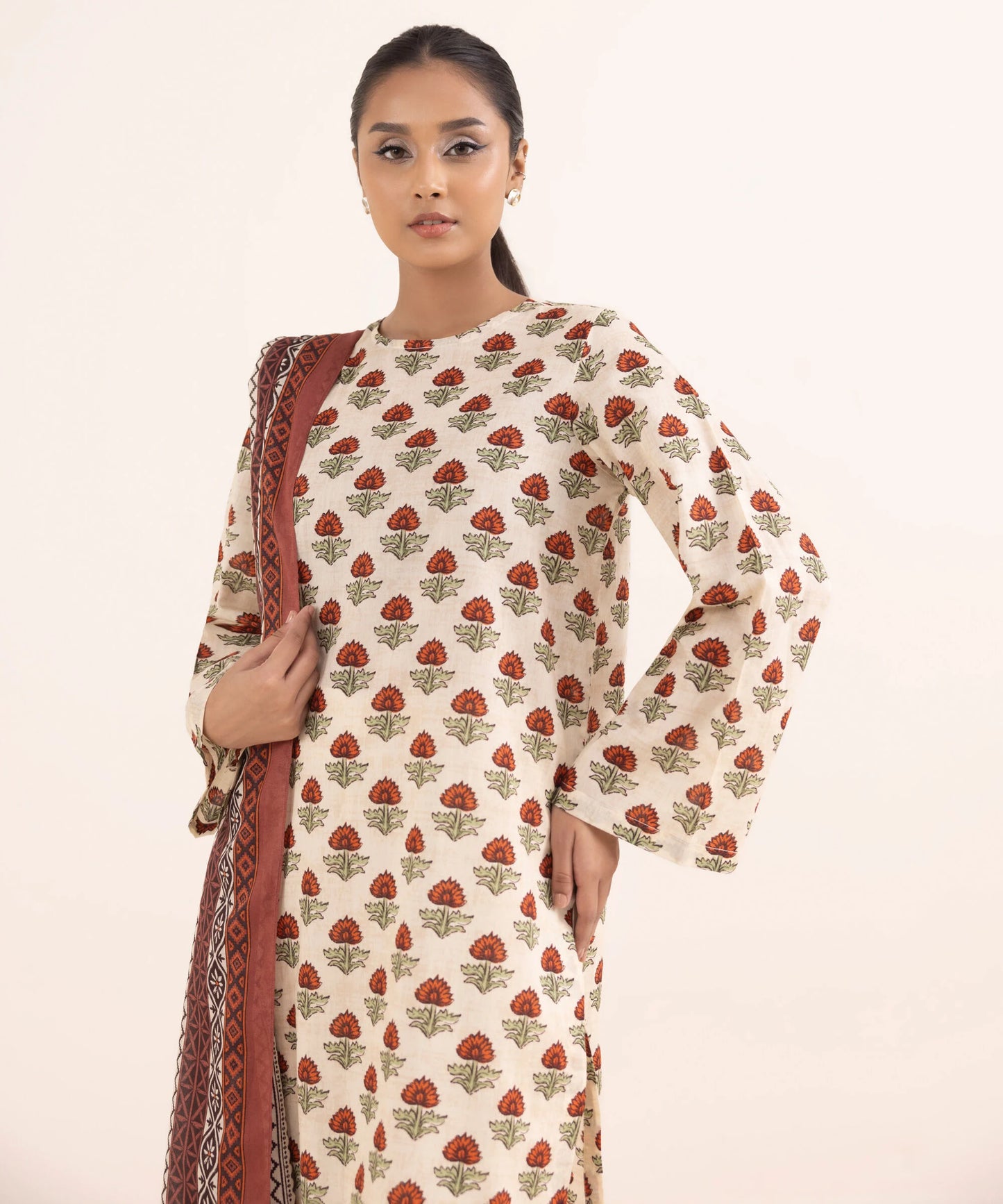 SAPPHIRE | UNSTITCHED 3 PIECE PRINTED LAWN SUIT