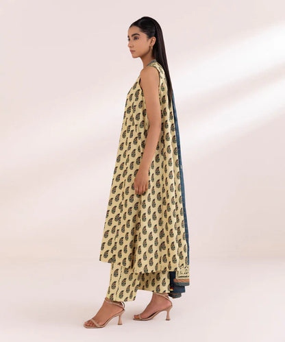 SAPPHIRE | UNSTITCHED 3 PIECE EMBROIDERED LAWN SUIT