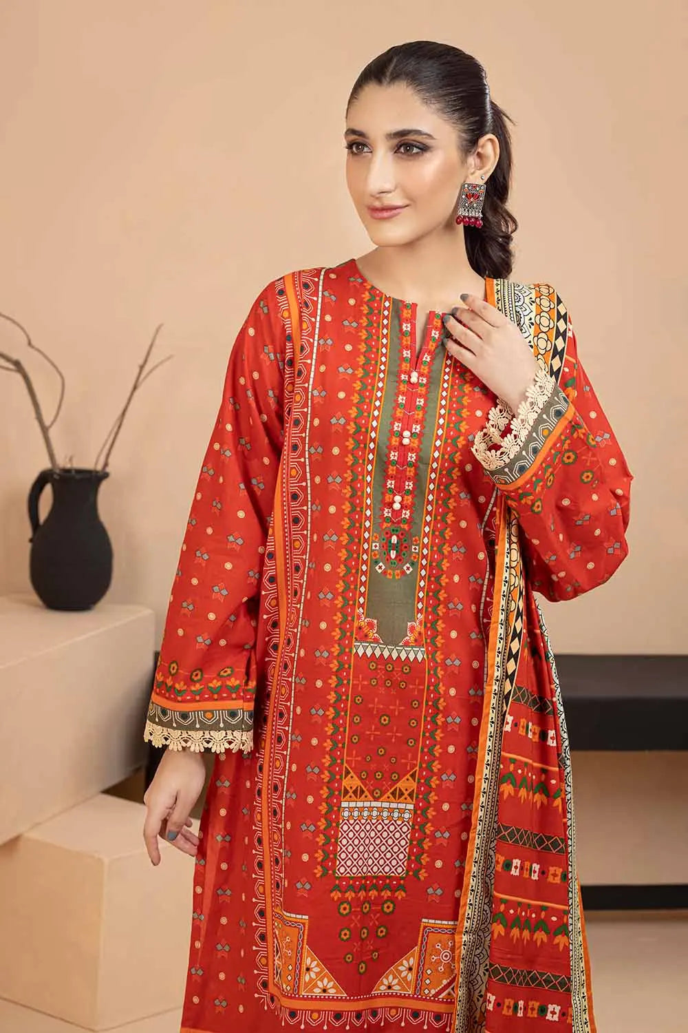 Gul Ahmed | 3PC Printed Lawn Unstitched Suit
