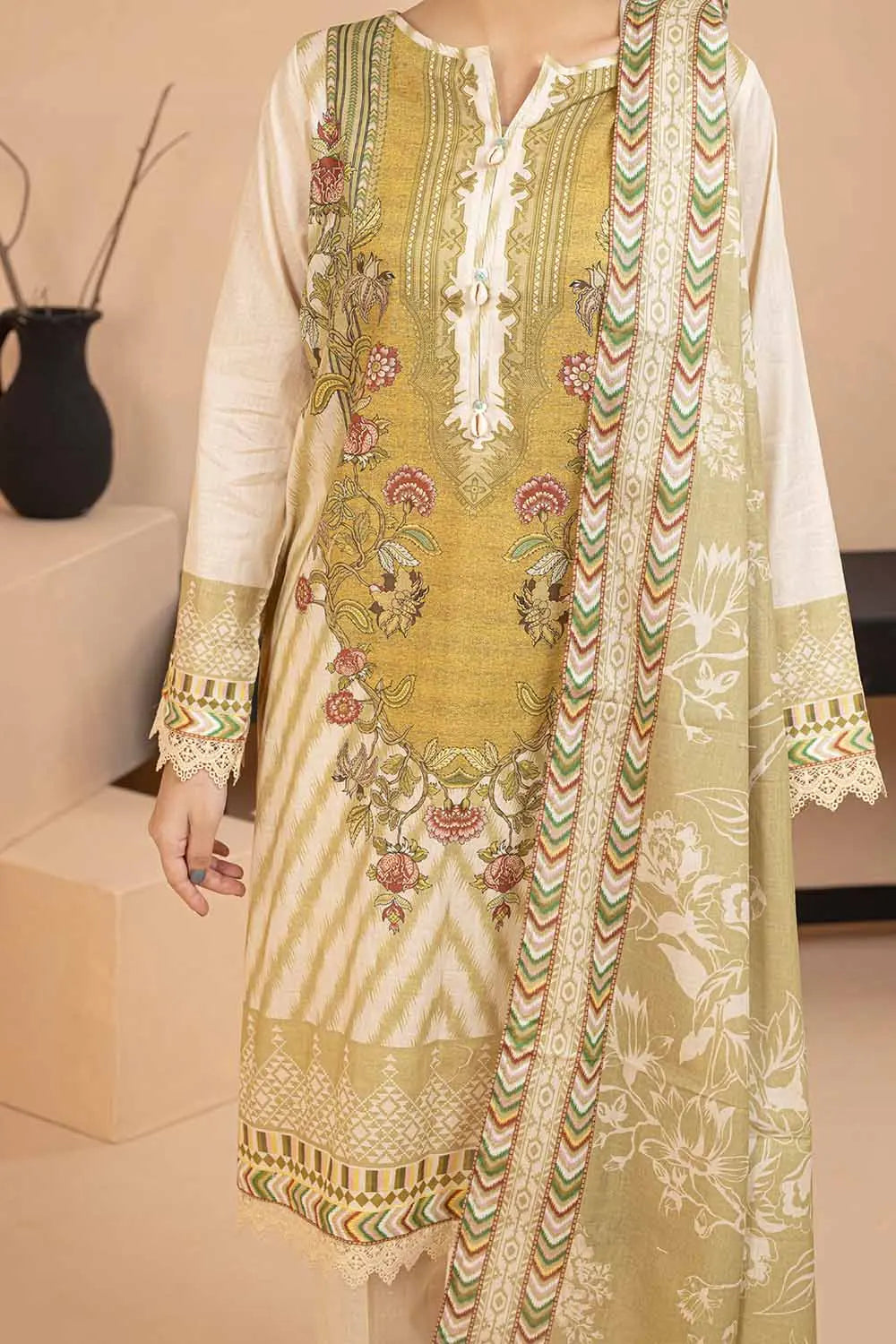 Gul Ahmed | 3PC Printed Lawn Unstitched Suit
