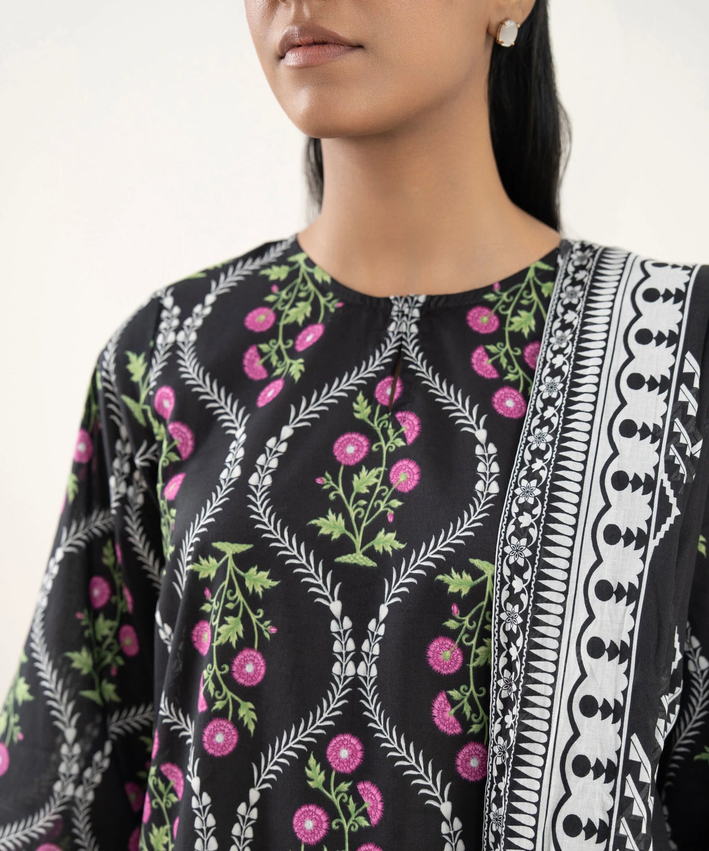 SAPPHIRE | UNSTITCHED 3 PIECE PRINTED LAWN SUIT