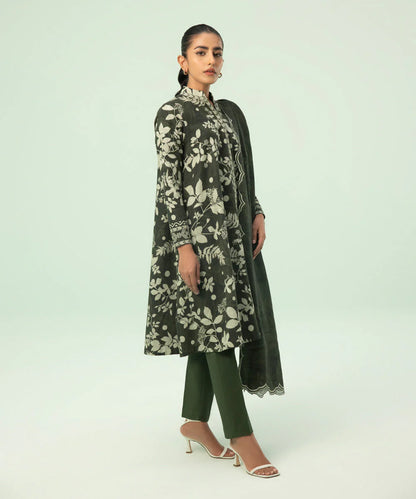 SAPPHIRE | UNSTITCHED 3 PIECE PRINTED LAWN SUIT