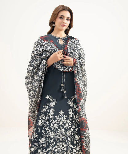 SAPPHIRE | UNSTITCHED 3 PIECE EMBROIDERED LAWN SUIT