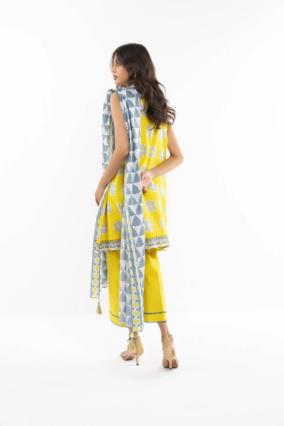 Alkaram | Unstitched 3 Pc Printed Lawn Suit With Lawn Dupatta