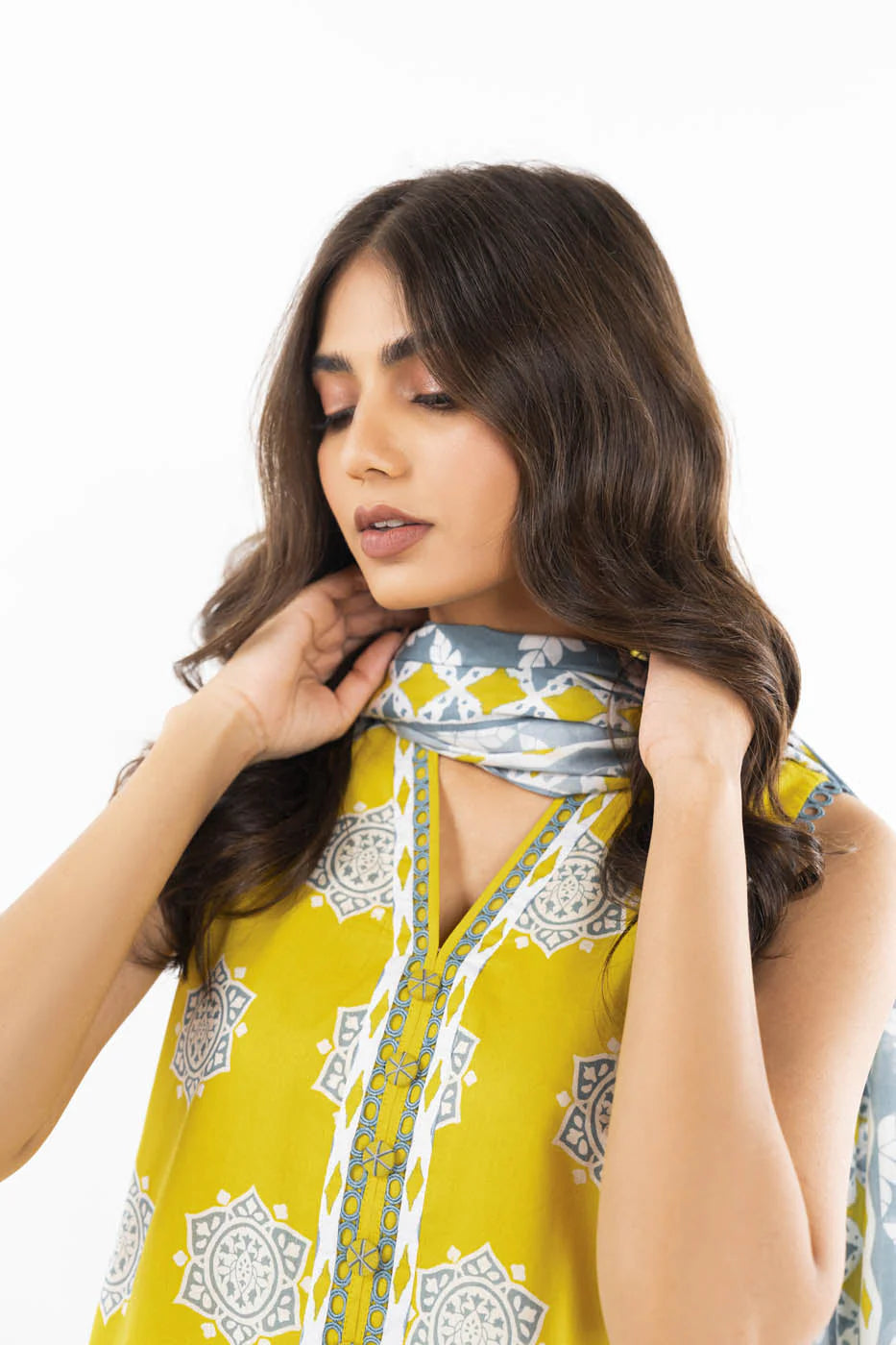 Alkaram | Unstitched 3 Pc Printed Lawn Suit With Lawn Dupatta