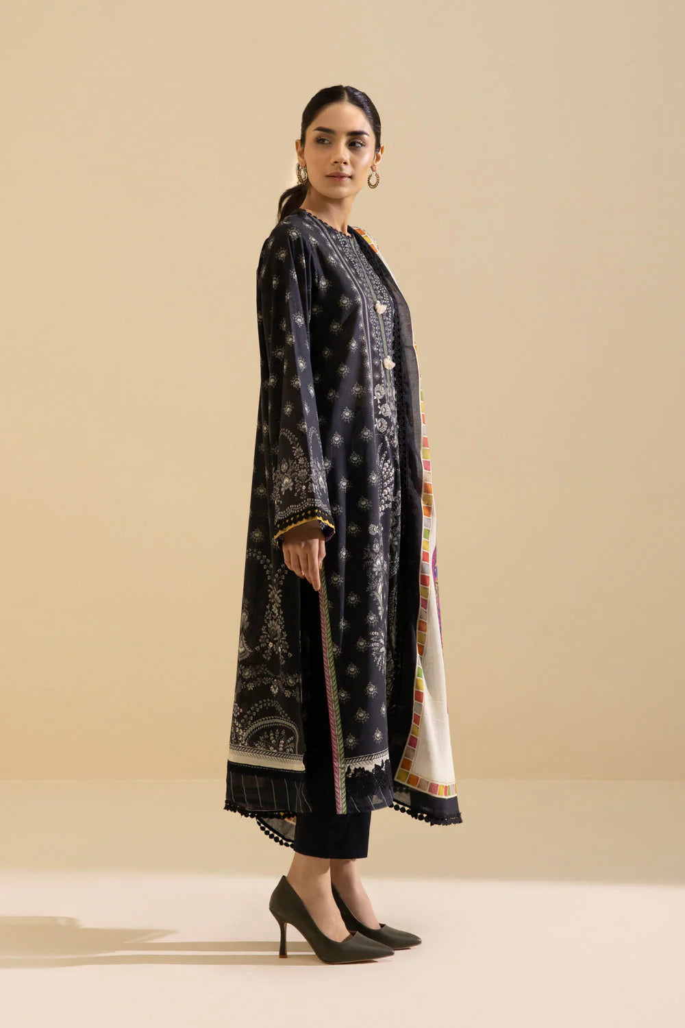 SAPPHIRE | UNSTITCHED 3 PIECE PRINTED LAWN SUIT