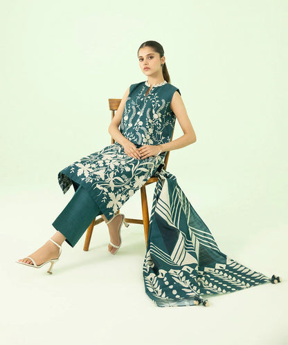 SAPPHIRE | UNSTITCHED 3 PIECE PRINTED LAWN SUIT