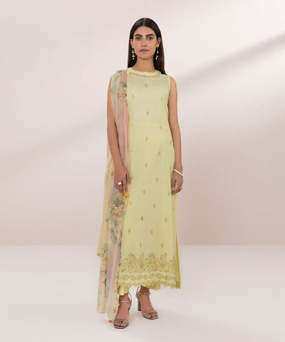 SAPPHIRE | UNSTITCHED 3 PIECE EMBROIDERED LAWN SUIT