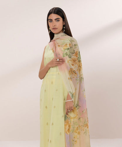 SAPPHIRE | UNSTITCHED 3 PIECE EMBROIDERED LAWN SUIT