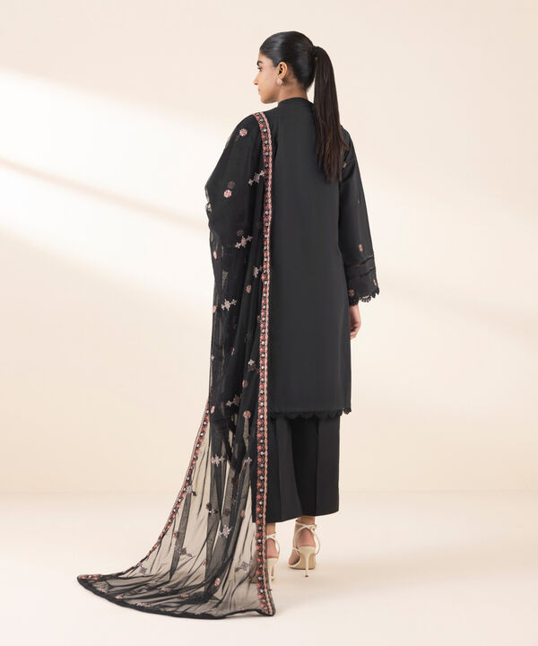 SAPPHIRE | UNSTITCHED 3 PIECE EMBROIDERED CROSSHATCH SUIT