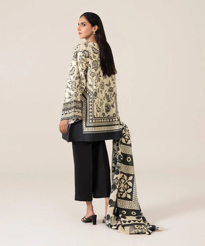 SAPPHIRE | UNSTITCHED 3 PIECE PRINTED LAWN SUIT