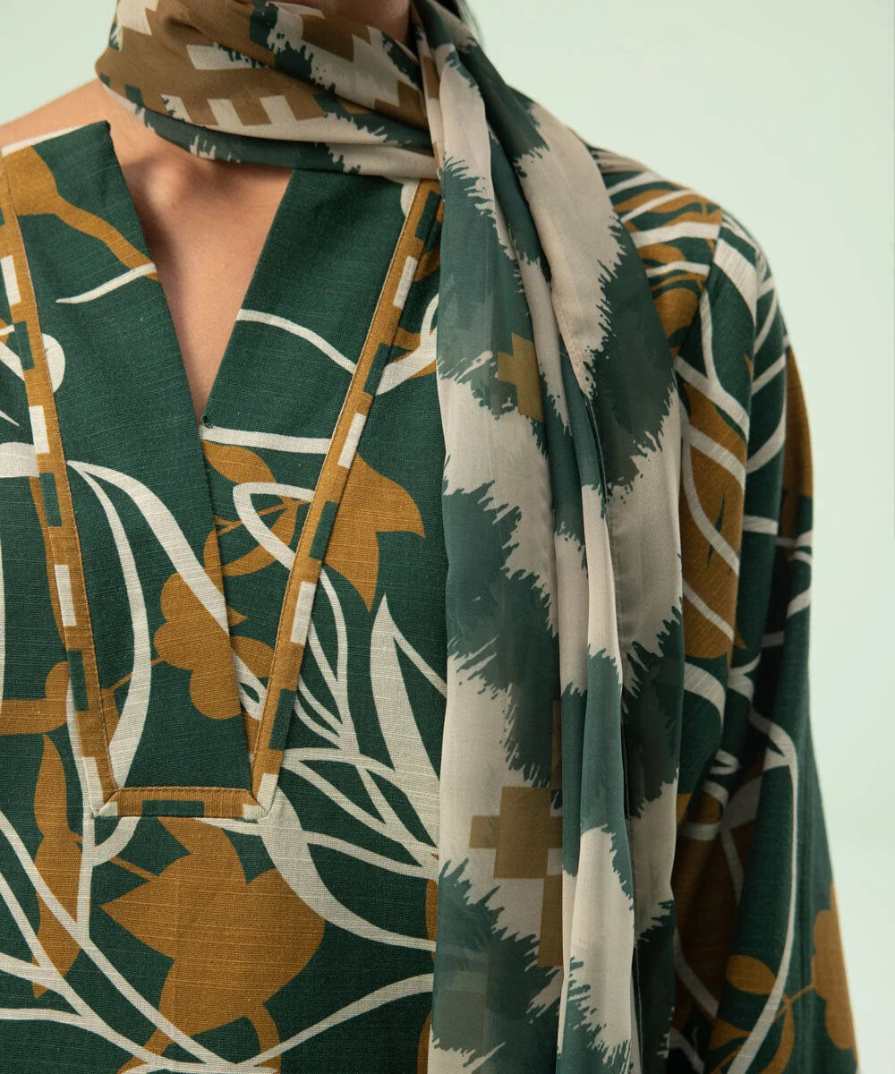 SAPPHIRE | UNSTITCHED 3 PIECE PRINTED LAWN SUIT