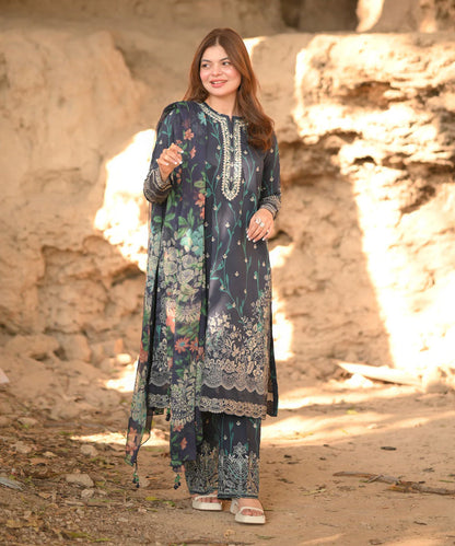 SAPPHIRE | UNSTITCHED 3 PIECE EMBROIDERED LAWN SUIT