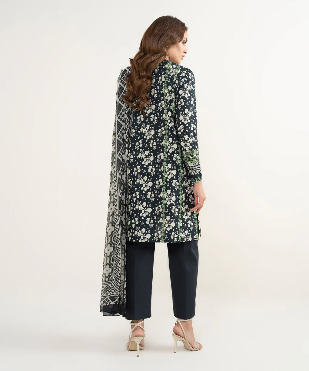 SAPPHIRE | UNSTITCHED 3 PIECE EMBROIDERED LAWN SUIT