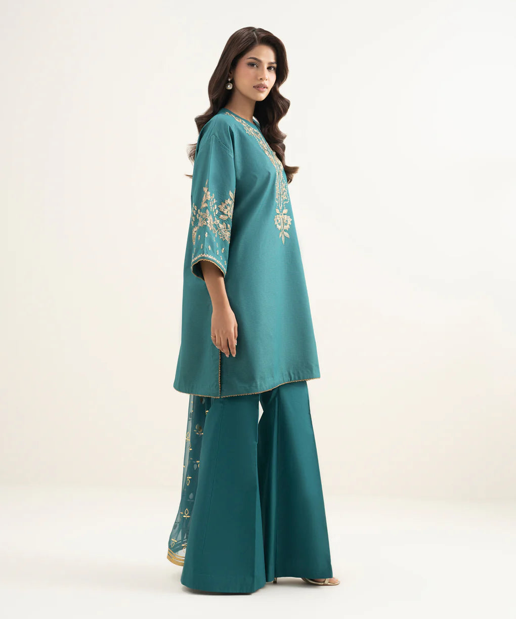 SAPPHIRE | UNSTITCHED 3 PIECE EMBROIDERED ZARI LAWN SUIT
