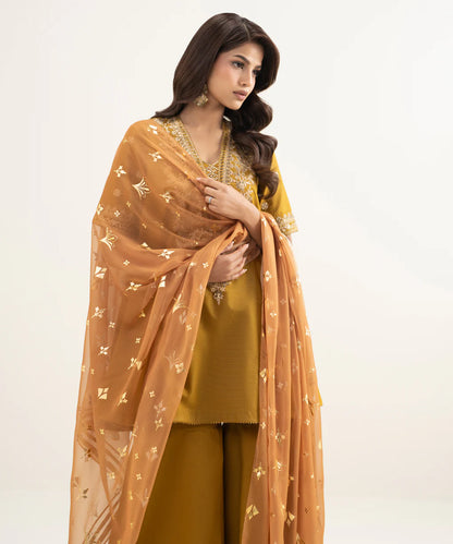 SAPPHIRE | UNSTITCHED 3 PIECE EMBROIDERED ZARI LAWN SUIT