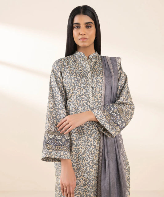 SAPPHIRE | UNSTITCHED 3 PIECE EMBROIDERED LAWN SUIT