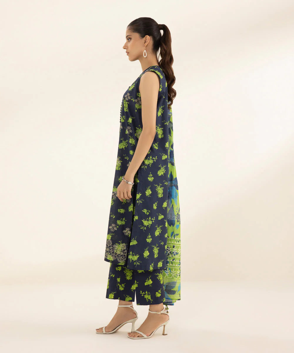SAPPHIRE | UNSTITCHED 3 PIECE EMBROIDERED LAWN SUIT
