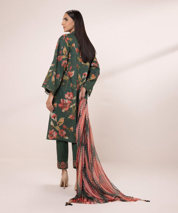 SAPPHIRE | UNSTITCHED 3 PIECE EMBROIDERED LAWN SUIT