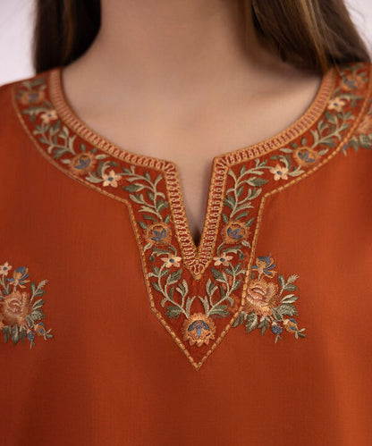 SAPPHIRE | UNSTITCHED 3 PIECE EMBROIDERED CAMBRIC SUIT