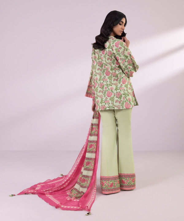 SAPPHIRE | UNSTITCHED 3 PIECE EMBROIDERED LAWN SUIT