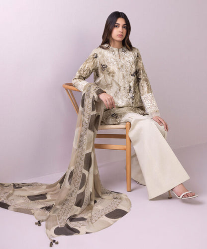 SAPPHIRE | UNSTITCHED 3 PIECE EMBROIDERED LAWN SUIT