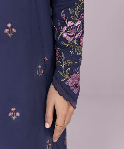 SAPPHIRE | UNSTITCHED 3 PIECE EMBROIDERED CAMBRIC SUIT