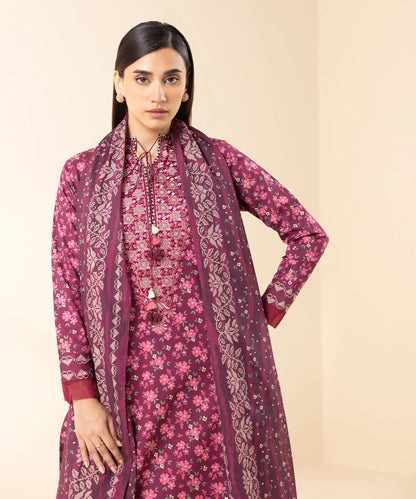 SAPPHIRE | UNSTITCHED 3 PIECE EMBROIDERED LAWN SUIT