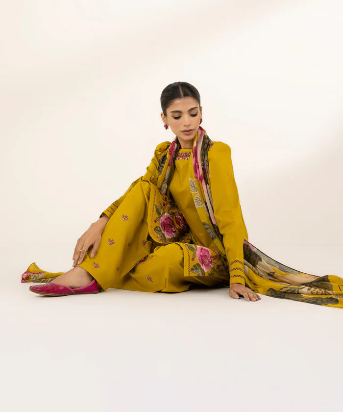 SAPPHIRE | UNSTITCHED 3 PIECE EMBROIDERED LAWN SUIT