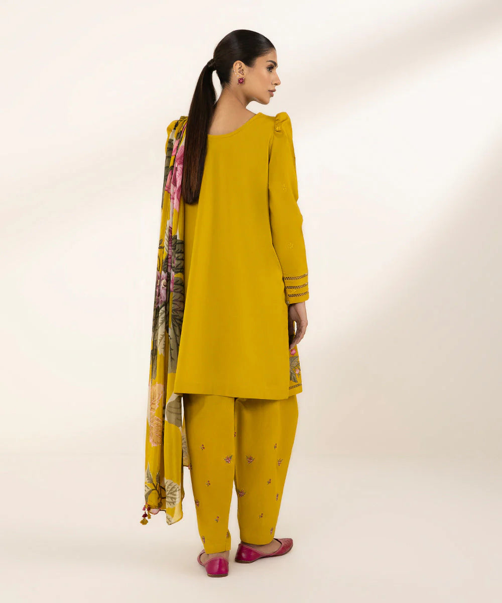 SAPPHIRE | UNSTITCHED 3 PIECE EMBROIDERED LAWN SUIT