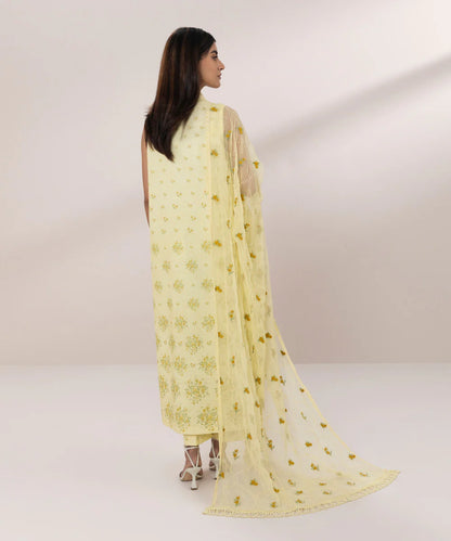 SAPPHIRE | UNSTITCHED 3 PIECE EMBROIDERED DOBBY SUIT