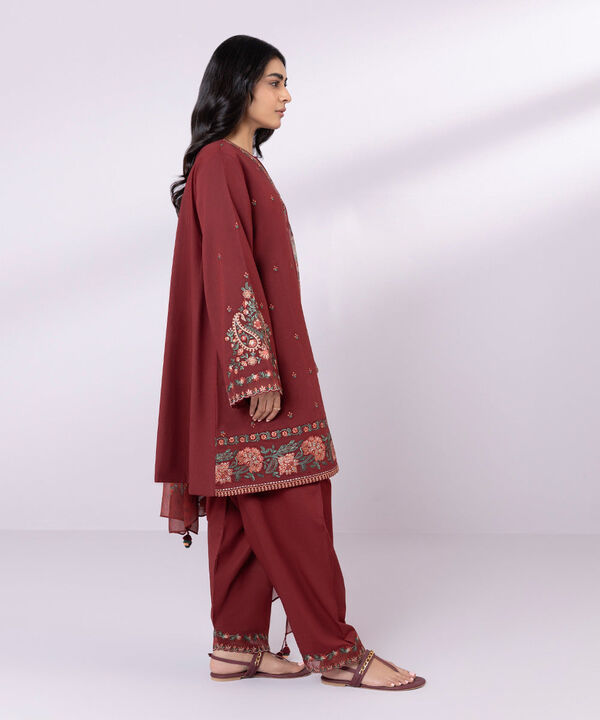 SAPPHIRE | UNSTITCHED 3 PIECE EMBROIDERED LAWN SUIT